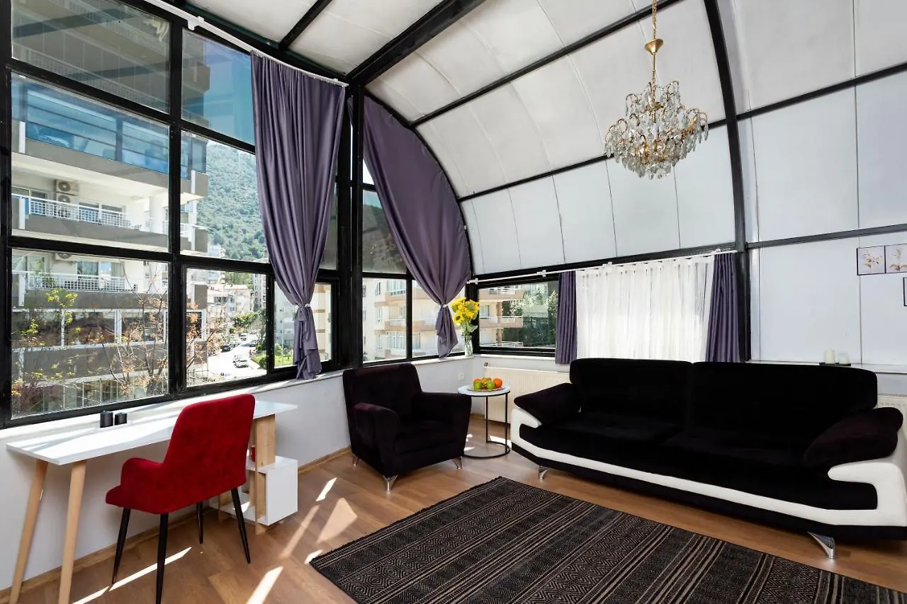 8 Rooms House Balcova Турция