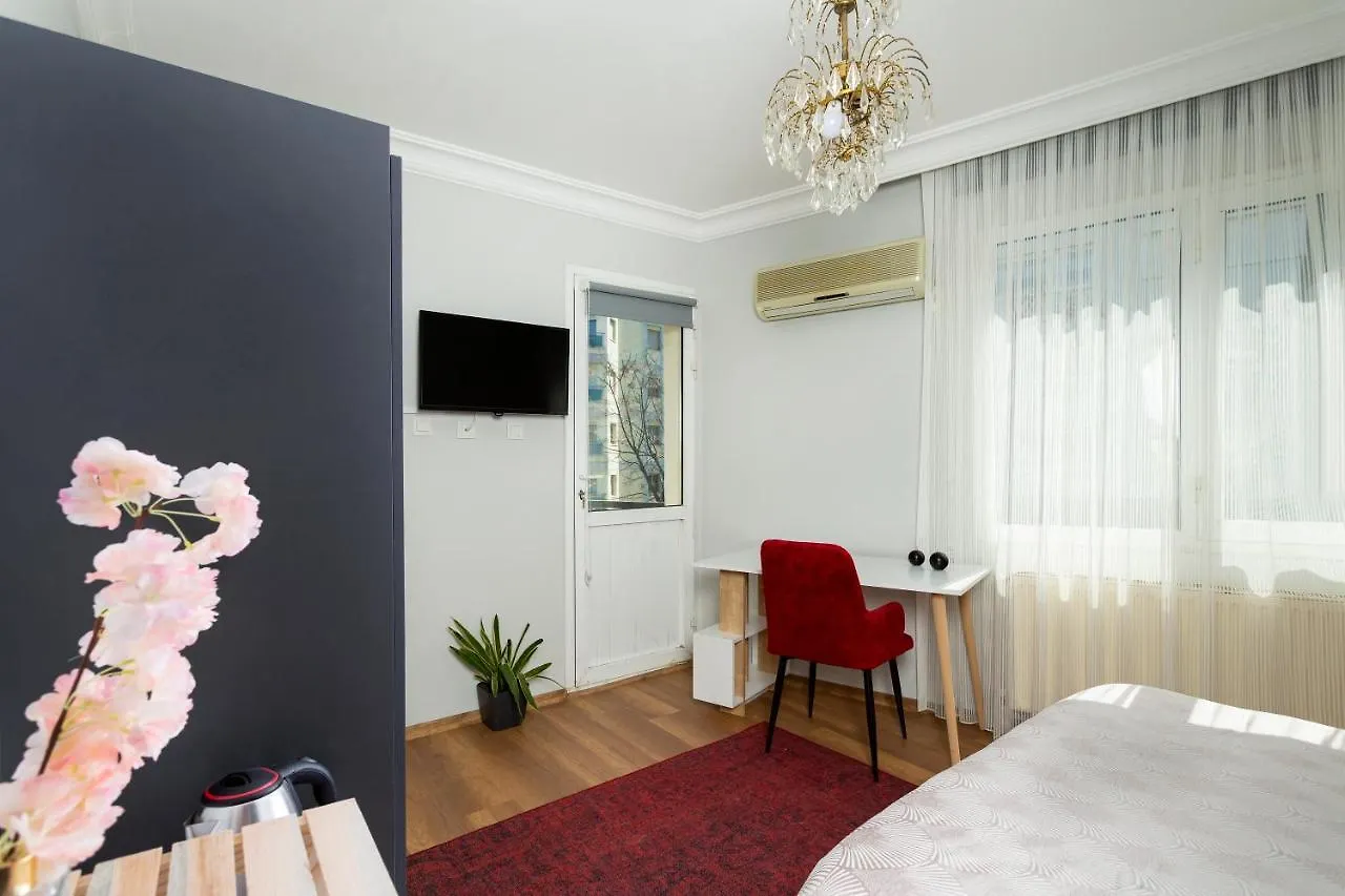 8 Rooms House Balcova