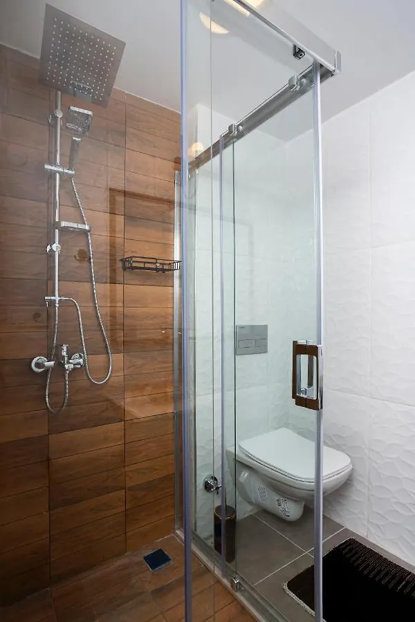 8 Rooms House Balçova Szálloda