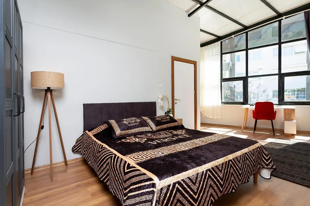 8 Rooms House Balçova 0*,